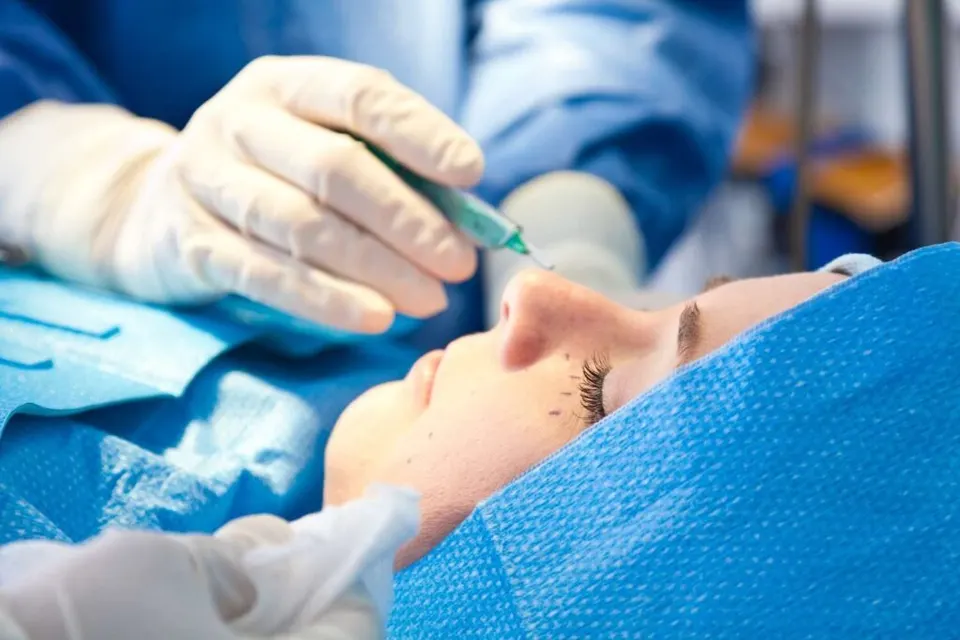 عيادة الجراحة التجميلية — عيادات 101 التجمع الخامس